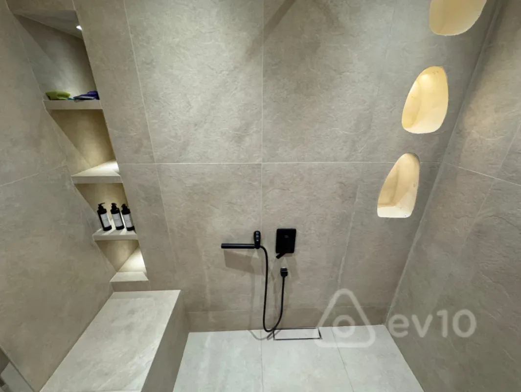 Kirayə verilir 2 otaqlı yeni tikili 55 m²