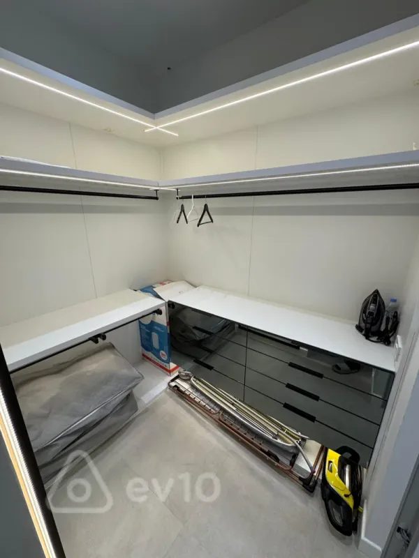 Kirayə verilir 2 otaqlı yeni tikili 55 m²