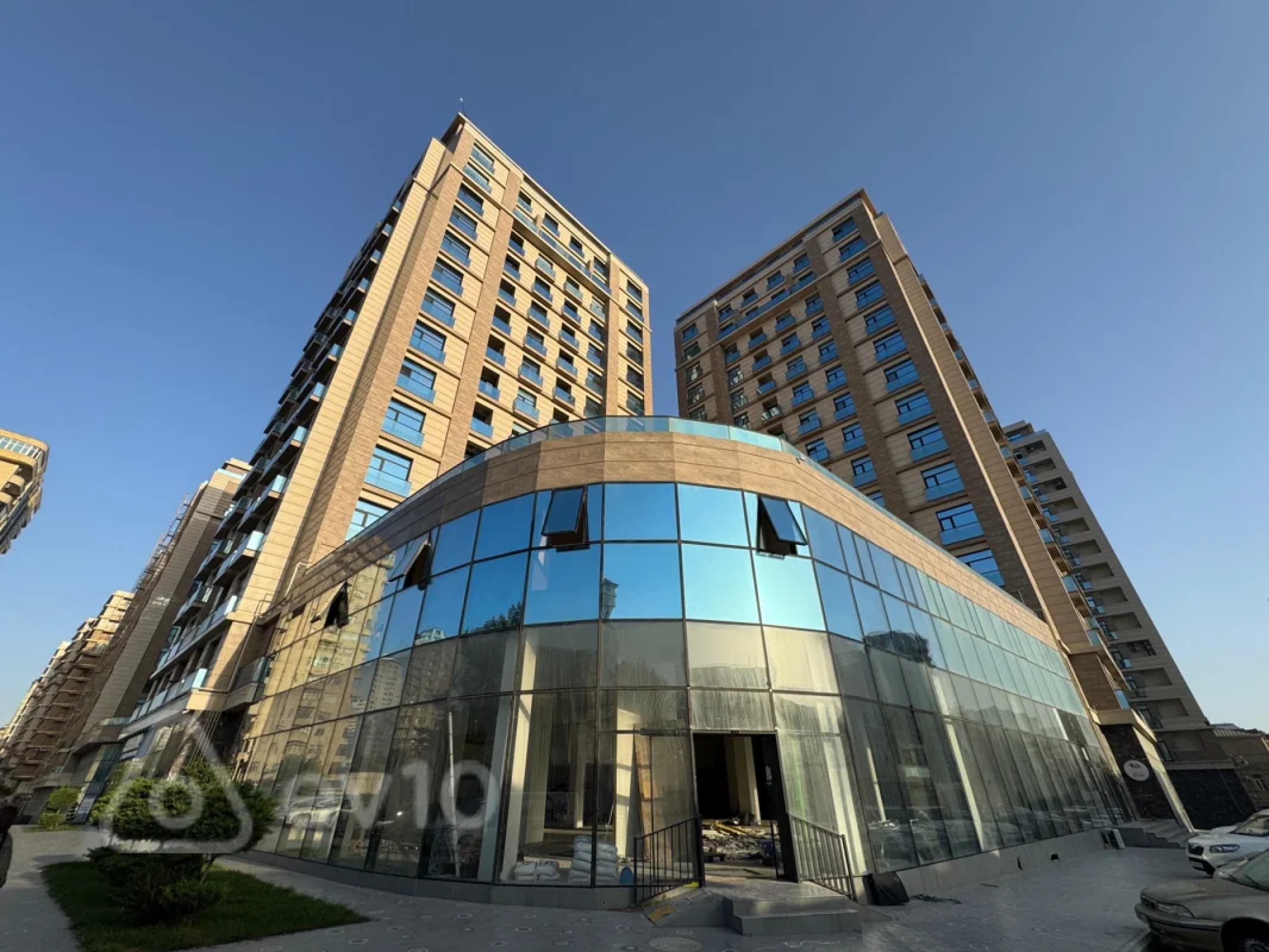 Kirayə verilir 2 otaqlı yeni tikili 55 m²