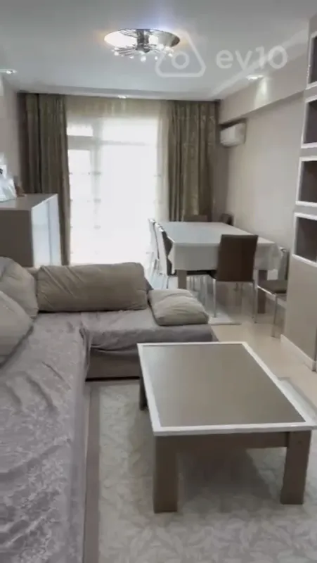 Kirayə verilir 3 otaqlı yeni tikili 1000 m²