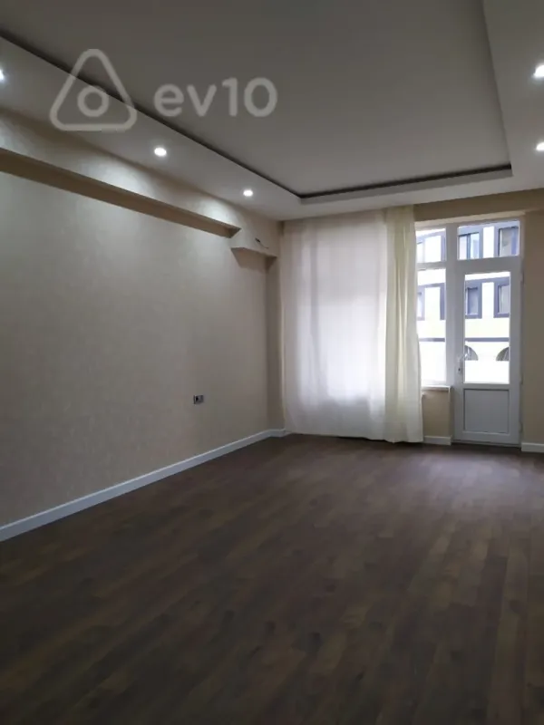 Kirayə verilir 4 otaqlı yeni tikili 186 m²