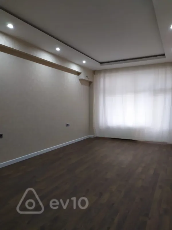 Kirayə verilir 4 otaqlı yeni tikili 186 m²