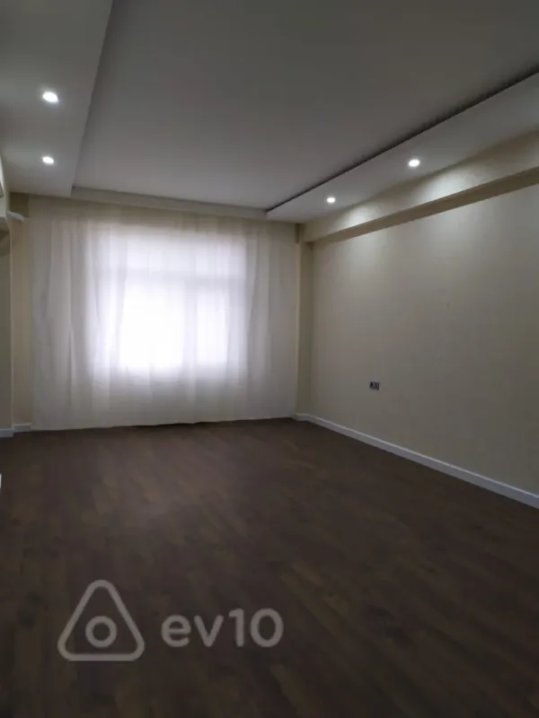 Kirayə verilir 4 otaqlı yeni tikili 186 m²