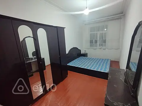 Kirayə verilir 2 otaqlı köhnə tikili 47 m²