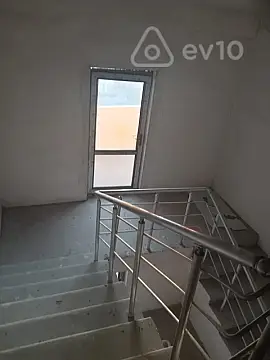 Satılır 3 otaqlı yeni tikili 145 m²