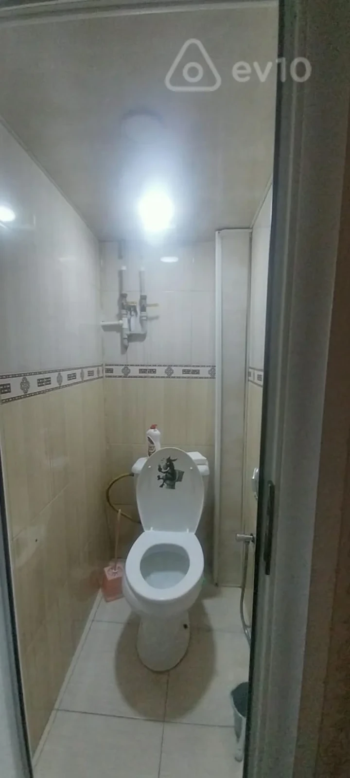 Kirayə verilir 3 otaqlı köhnə tikili 60 m²