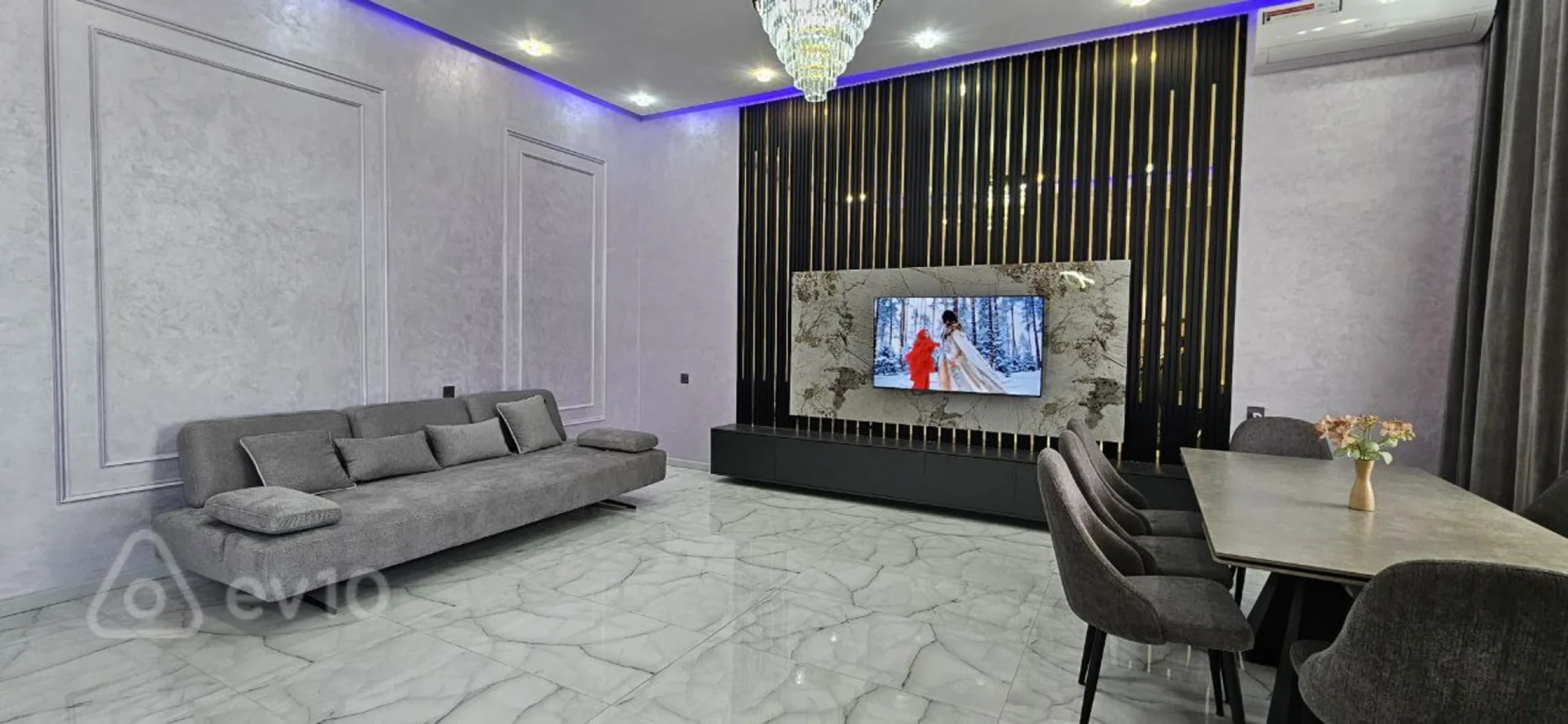 Satılır 4 otaqlı həyət evi 240 m²