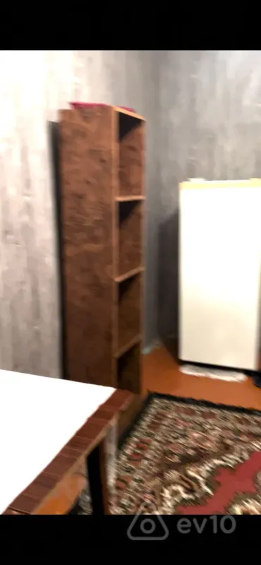 Kirayə verilir 1 otaqlı köhnə tikili 40 m²