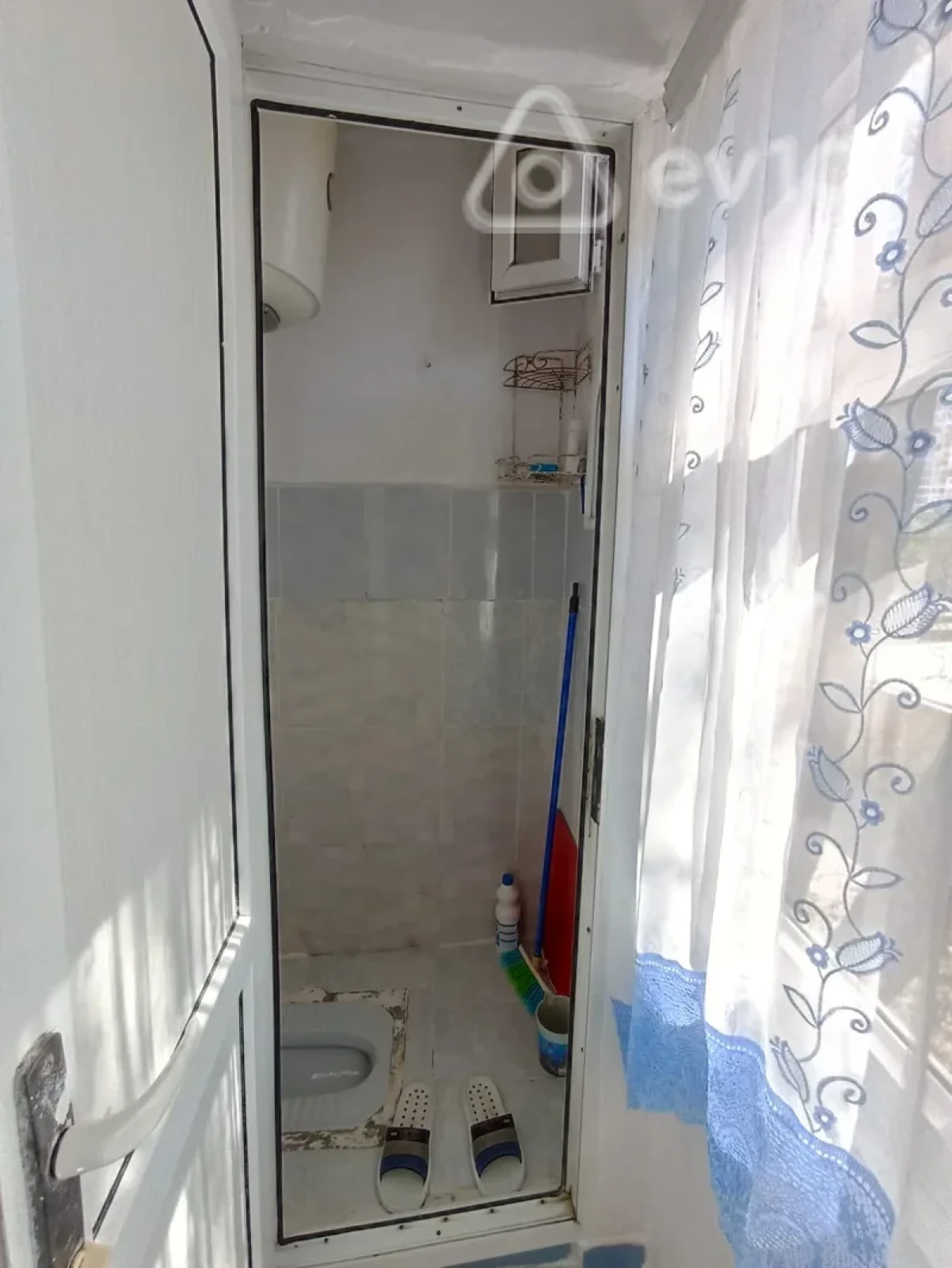 Kirayə verilir 1 otaqlı köhnə tikili 40 m²