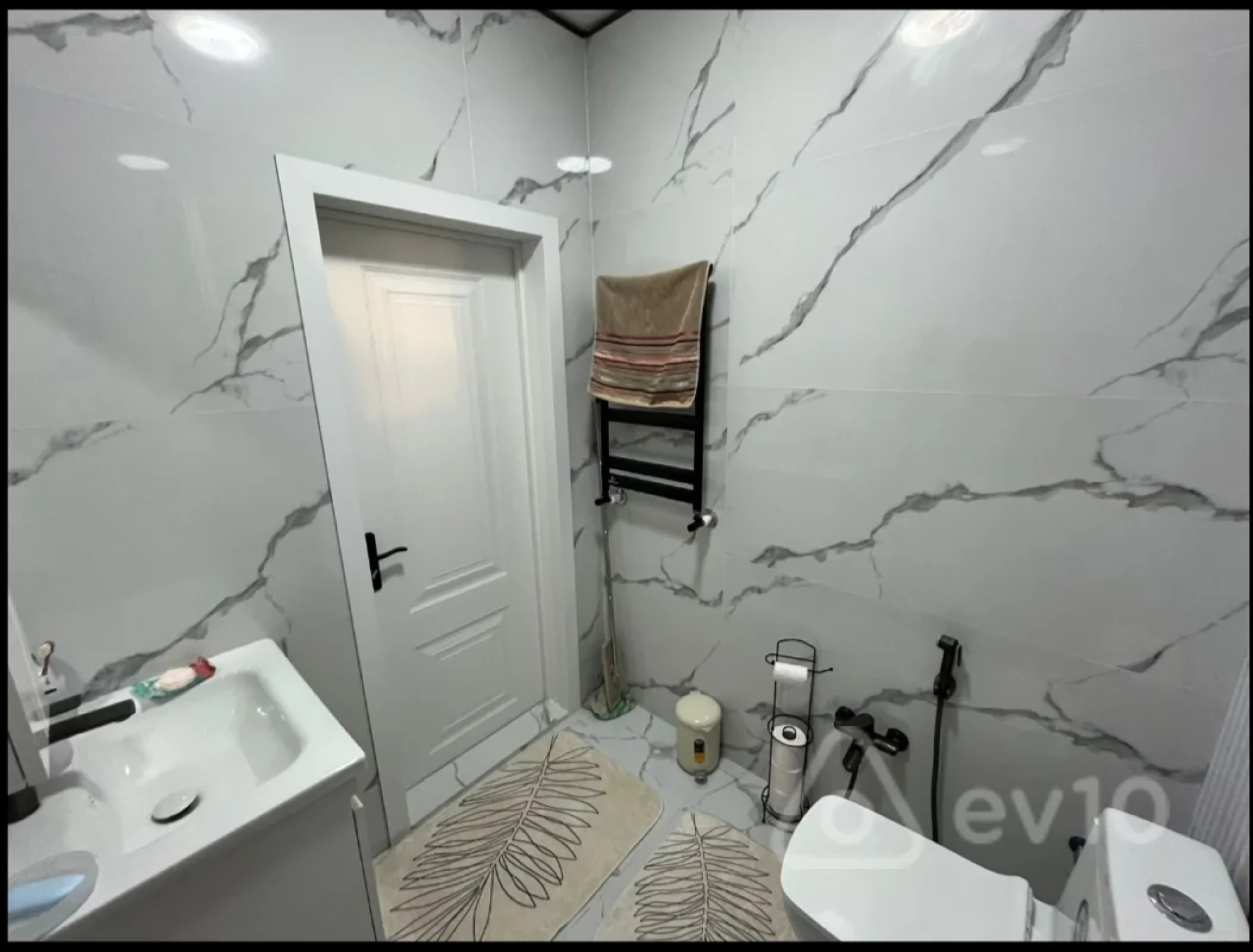 Satılır 3 otaqlı həyət evi 70 m²