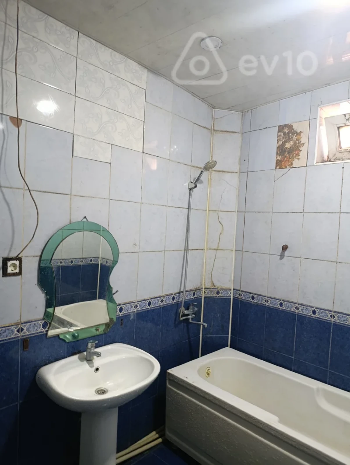 Kirayə verilir 1 otaqlı həyət evi 50 m²