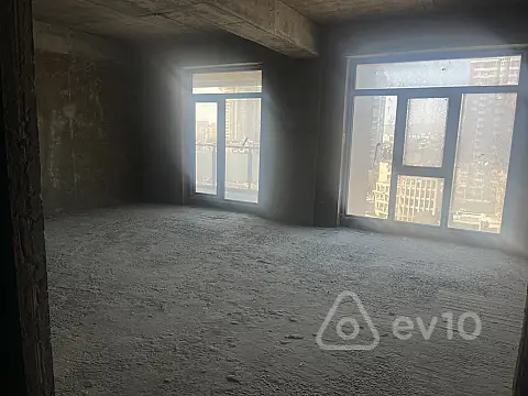 Satılır 3 otaqlı yeni tikili 185 m²