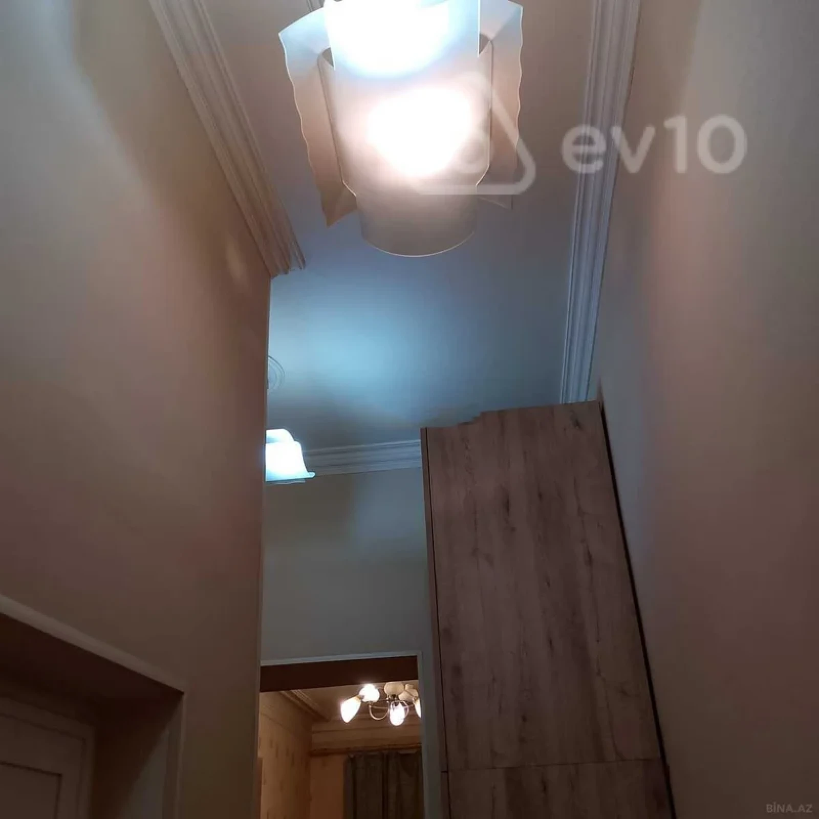 Kirayə verilir 1 otaqlı köhnə tikili 35 m²