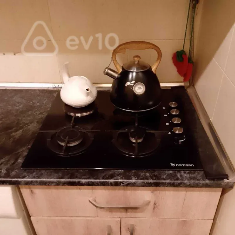 Kirayə verilir 1 otaqlı köhnə tikili 35 m²