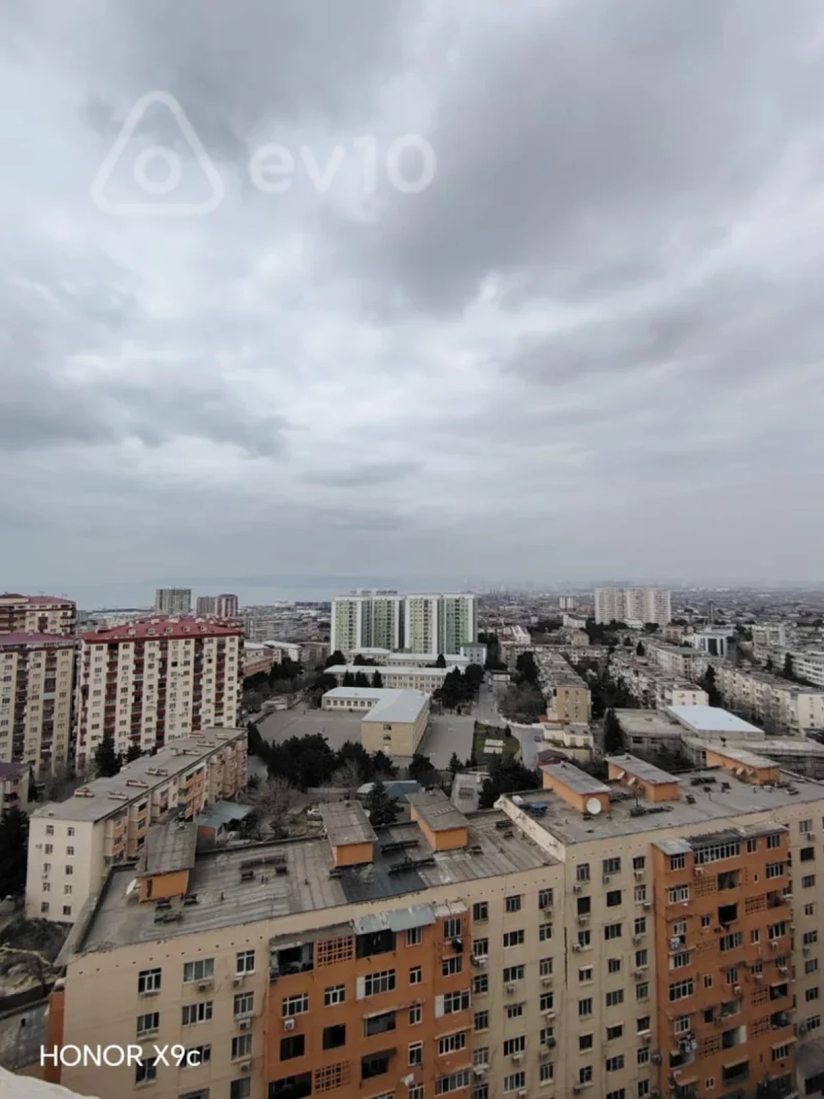 Kirayə verilir 2 otaqlı yeni tikili 89 m²