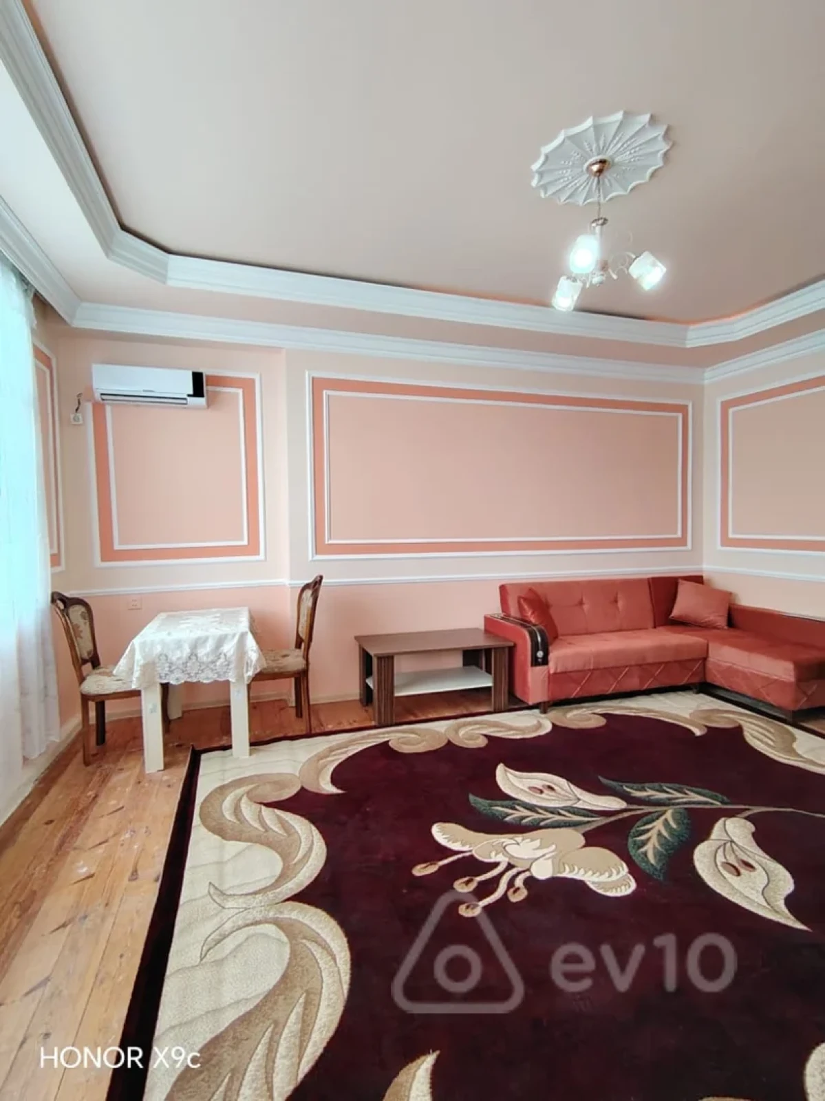 Kirayə verilir 2 otaqlı yeni tikili 89 m²