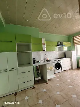 Kirayə verilir 2 otaqlı yeni tikili 89 m²
