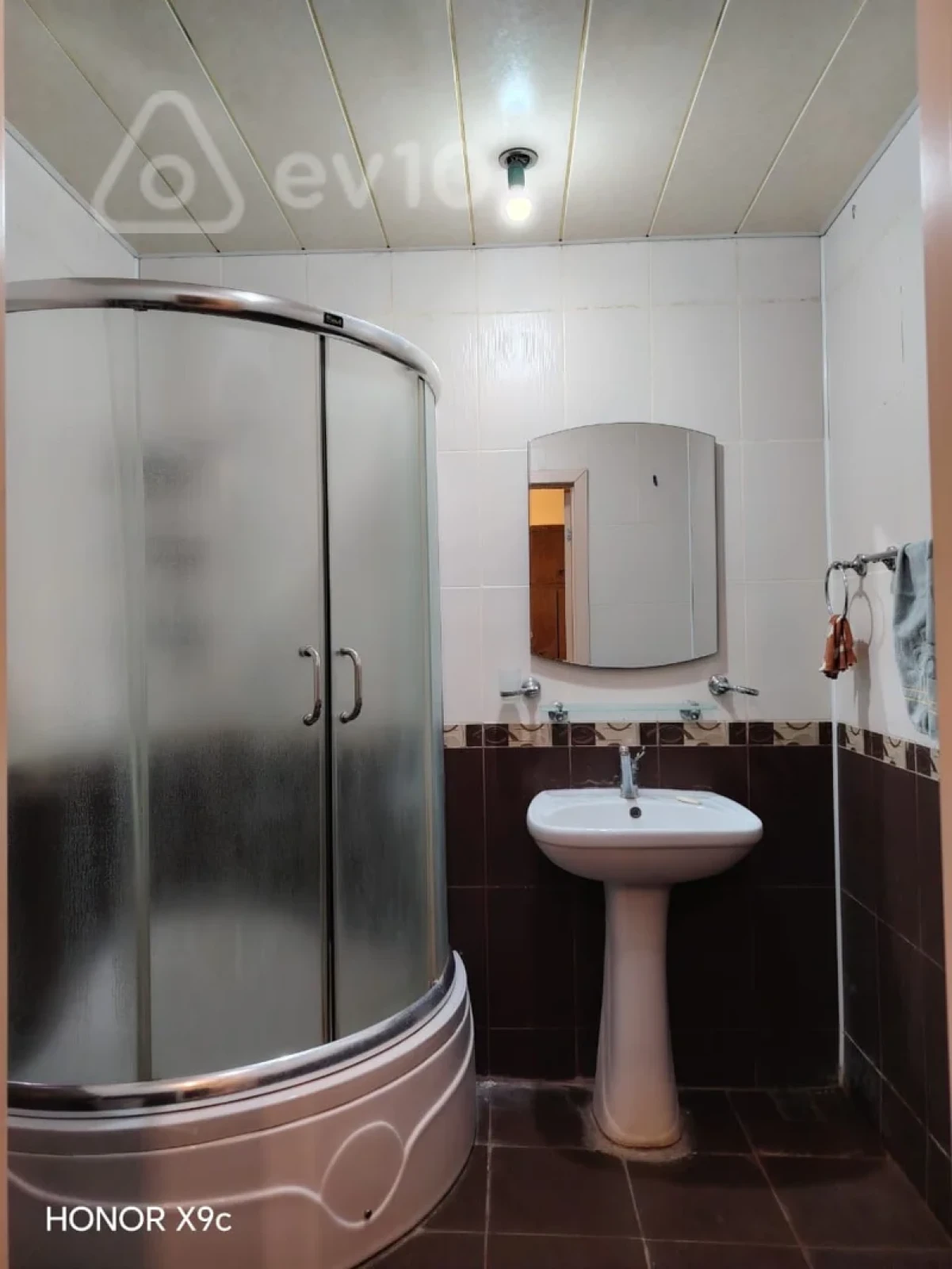 Kirayə verilir 2 otaqlı yeni tikili 89 m²