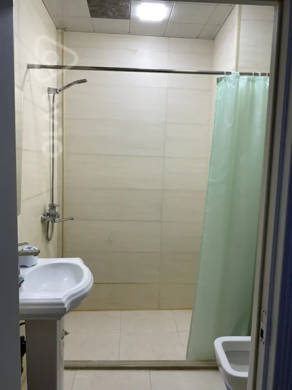 Kirayə verilir 2 otaqlı yeni tikili 68 m²