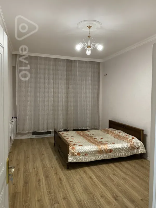 Kirayə verilir 2 otaqlı yeni tikili 68 m²