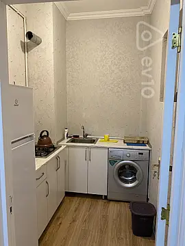 Kirayə verilir 2 otaqlı yeni tikili 68 m²