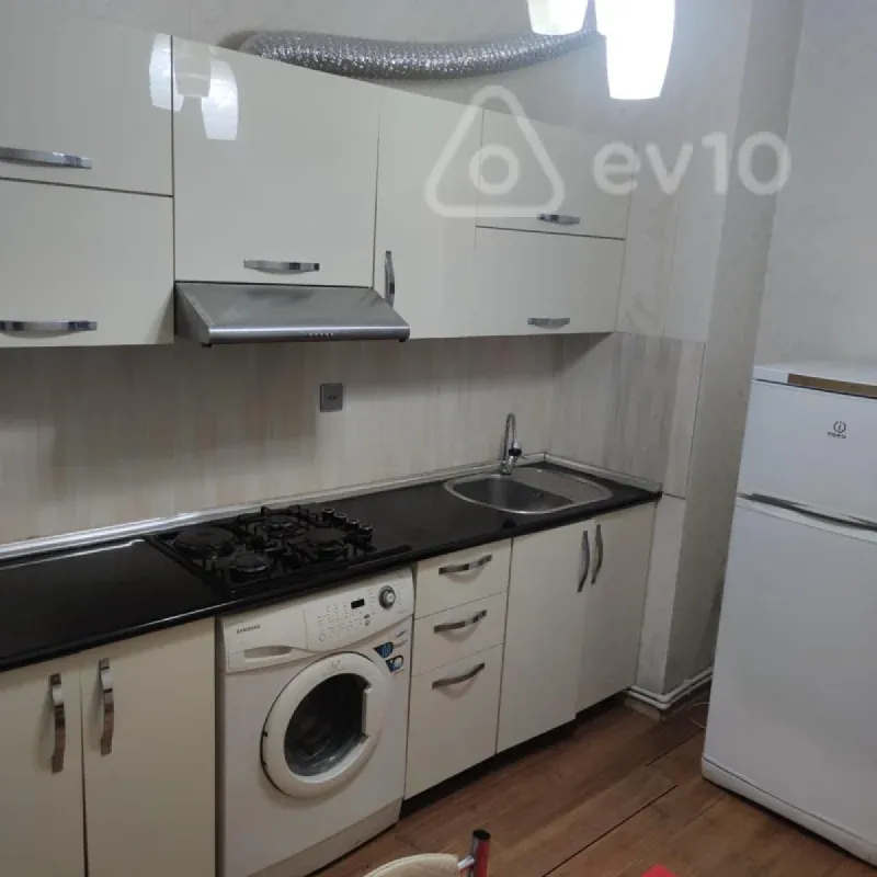 Kirayə verilir 2 otaqlı yeni tikili 50 m²