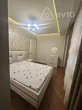Kirayə verilir 3 otaqlı yeni tikili 110 m²