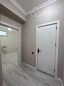 Kirayə verilir 2 otaqlı köhnə tikili 54 m²