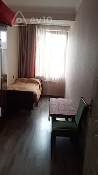 Kirayə verilir 3 otaqlı yeni tikili 80 m²