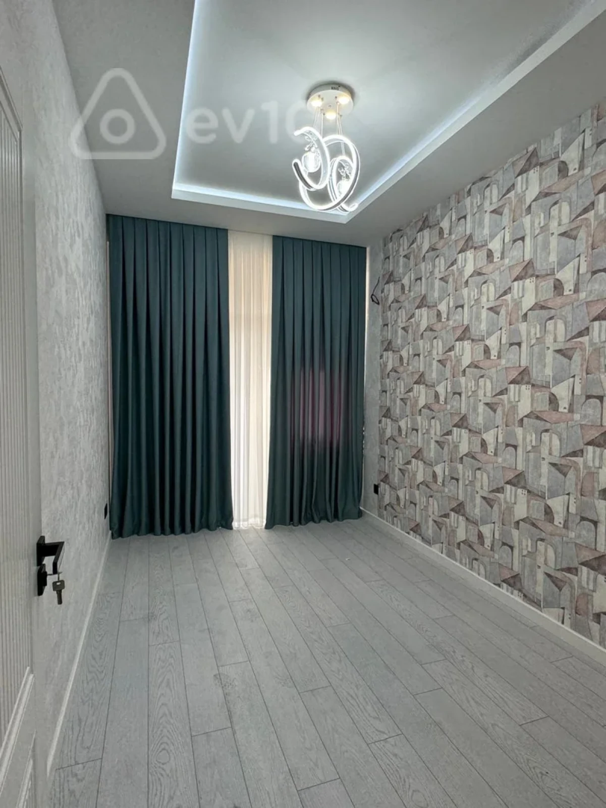 Satılır 3 otaqlı yeni tikili 117 m²