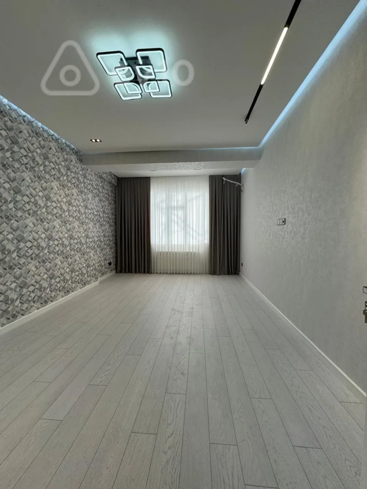 Satılır 3 otaqlı yeni tikili 117 m²