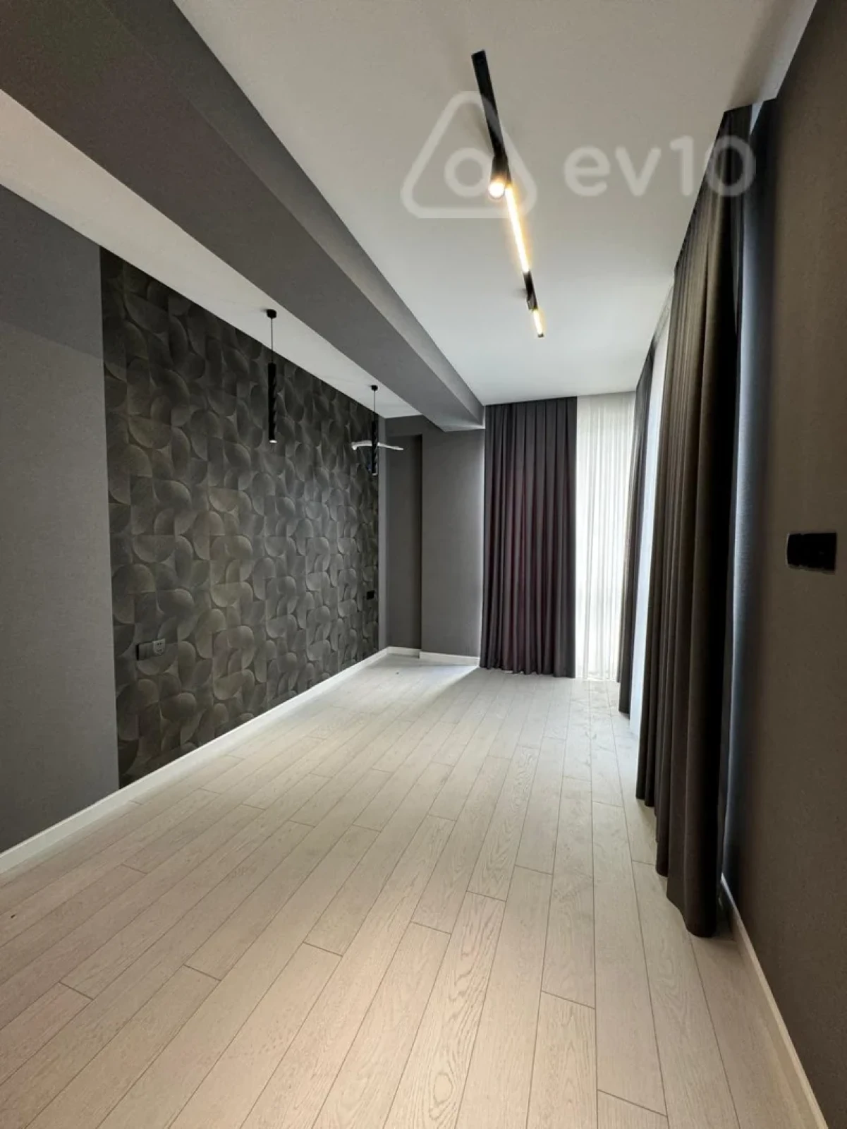 Satılır 3 otaqlı yeni tikili 117 m²