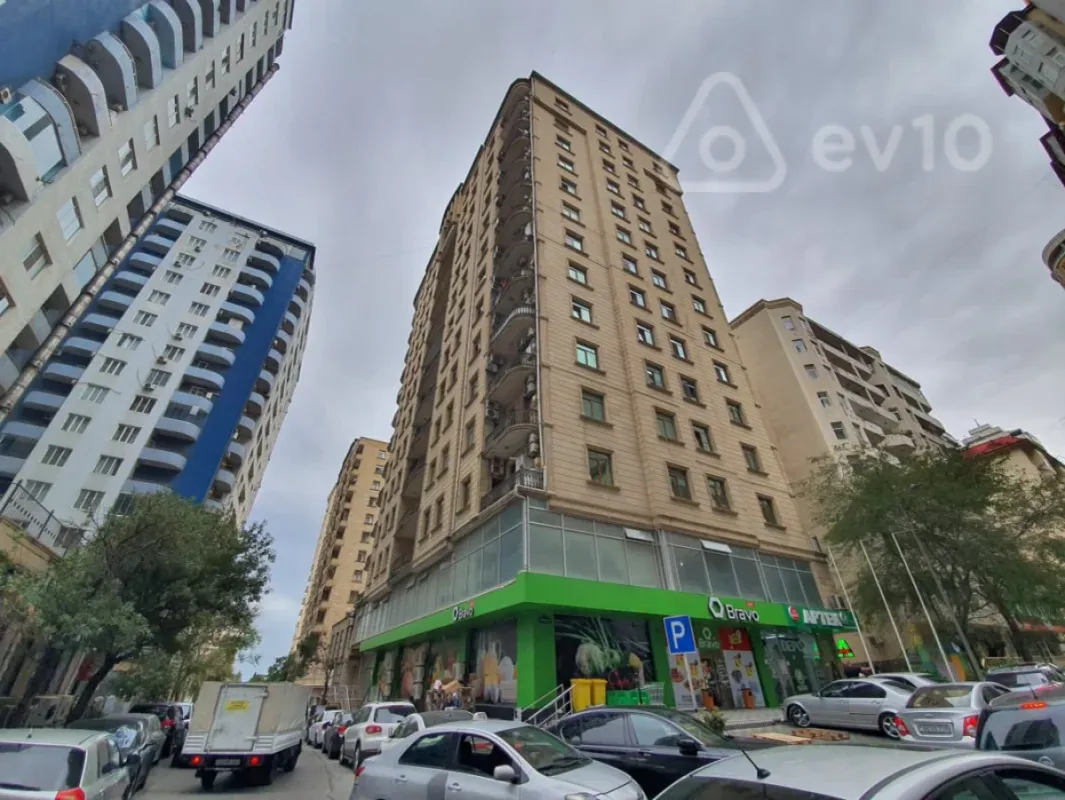 Kirayə verilir 3 otaqlı yeni tikili 120 m²