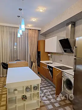 Kirayə verilir 3 otaqlı yeni tikili 120 m²