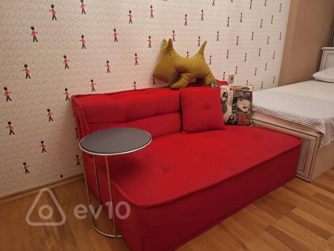 Kirayə verilir 3 otaqlı yeni tikili 120 m²