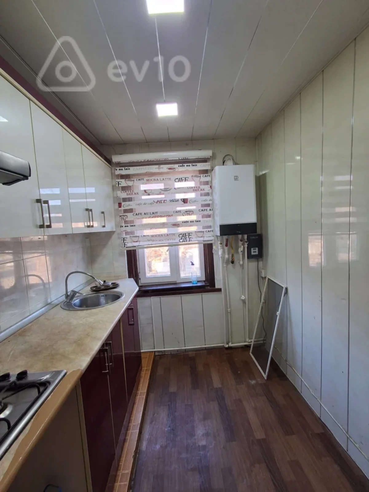 Kirayə verilir 3 otaqlı köhnə tikili 70 m²