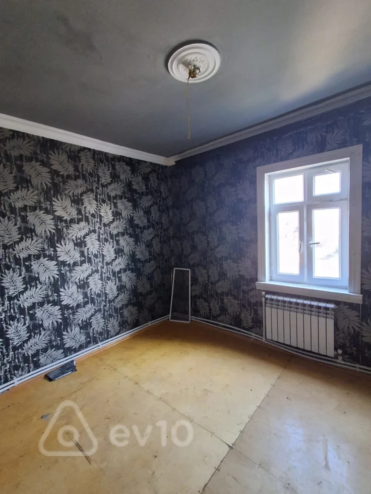 Kirayə verilir 3 otaqlı köhnə tikili 70 m²