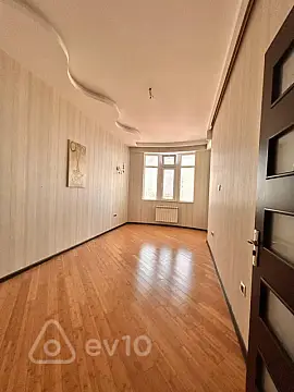 Satılır 3 otaqlı yeni tikili 95 m²