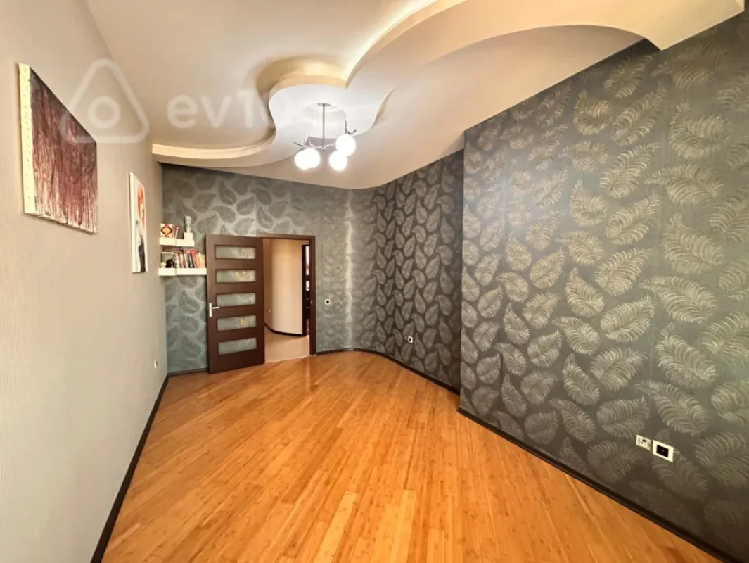 Satılır 3 otaqlı yeni tikili 95 m²