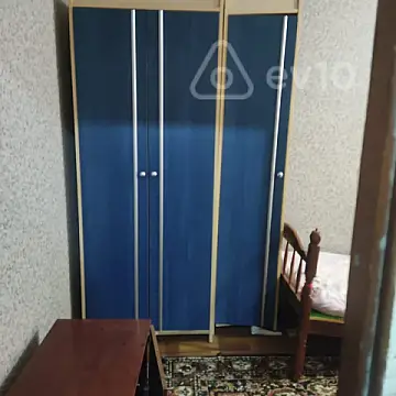 Kirayə verilir 2 otaqlı köhnə tikili 65 m²