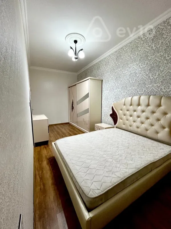 Kirayə verilir 2 otaqlı yeni tikili 60 m²