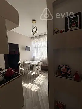 Kirayə verilir 3 otaqlı yeni tikili 85 m²
