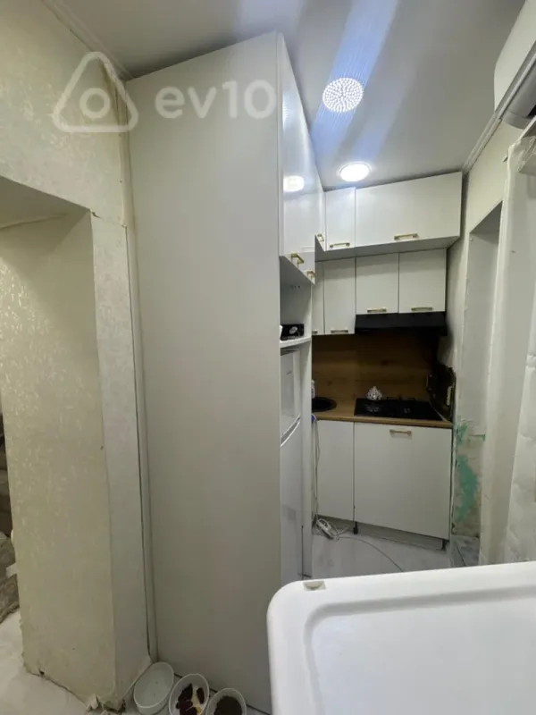 Kirayə verilir 1 otaqlı həyət evi 30 m²