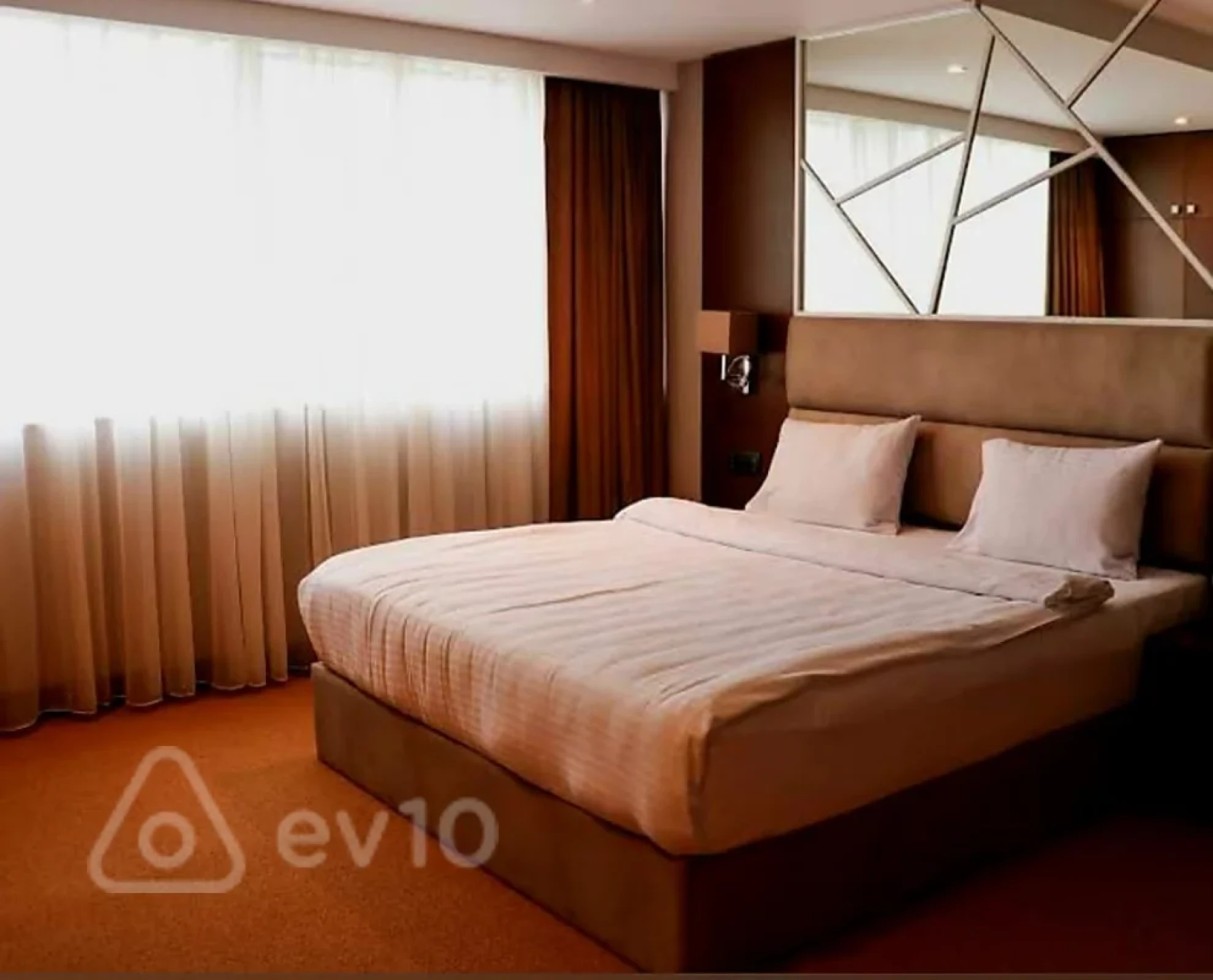 Kirayə verilir mənzil 4200 m²