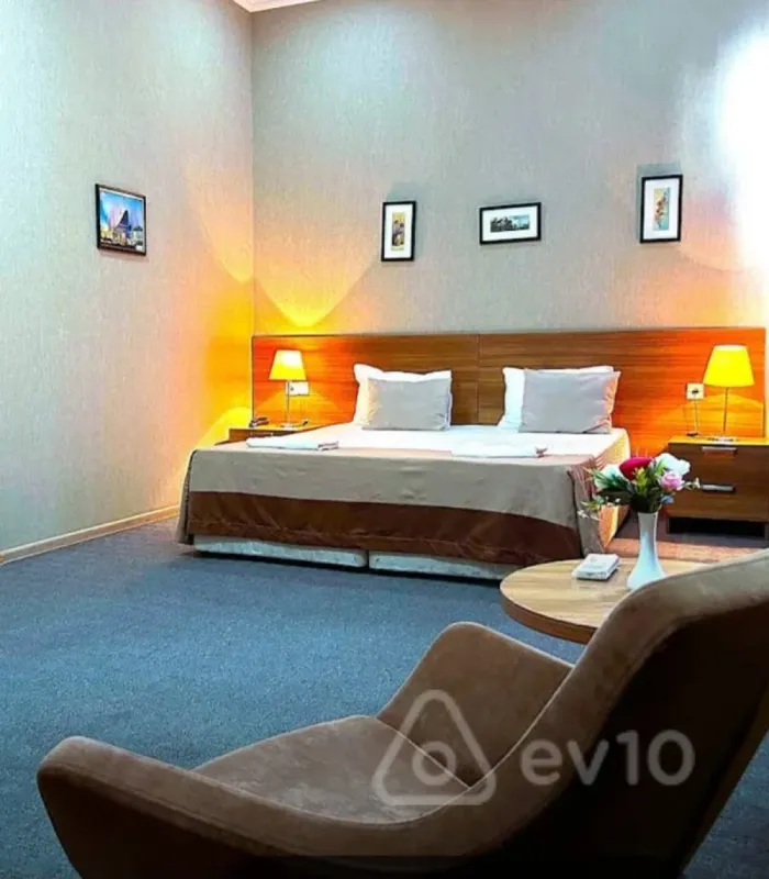 Kirayə verilir mənzil 4200 m²