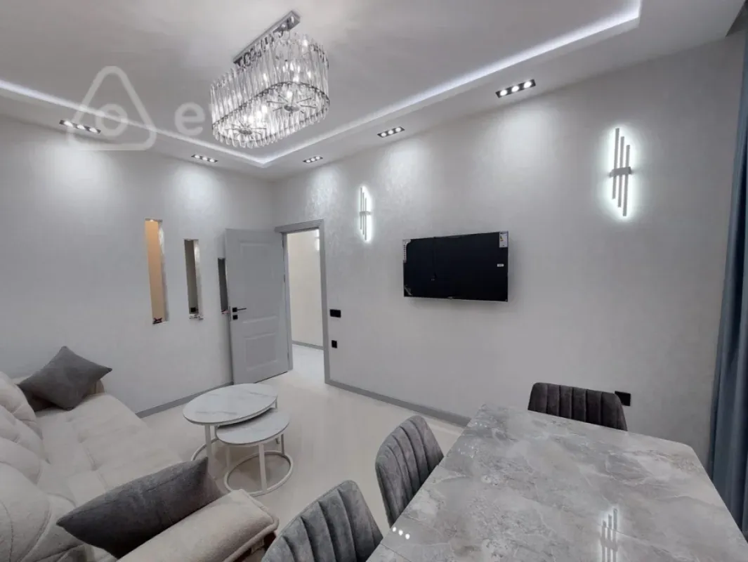 Satılır 2 otaqlı yeni tikili 55 m²