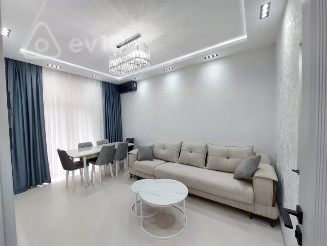 Satılır 2 otaqlı yeni tikili 55 m²