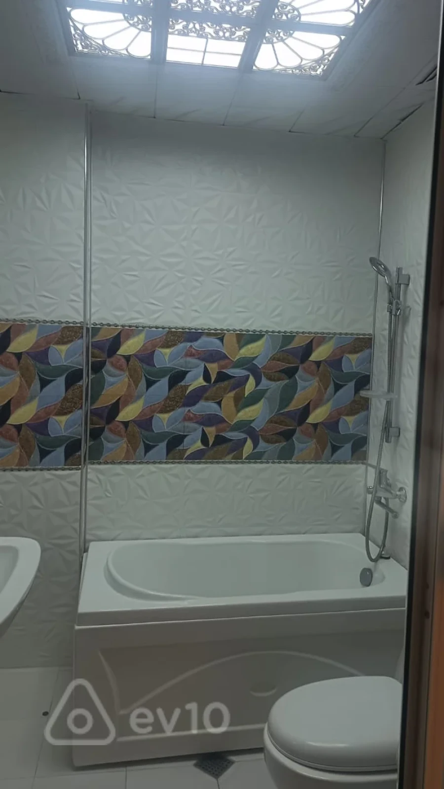 Kirayə verilir 1 otaqlı yeni tikili 43 m²