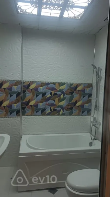 Kirayə verilir 1 otaqlı yeni tikili 43 m²