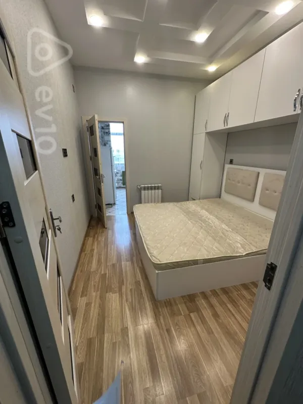Kirayə verilir 2 otaqlı yeni tikili 60 m²